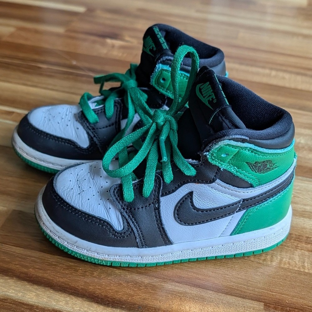 Nike Air Jordan 1 Retro High OG Lucky Green Toddler Sneakers Size 8 Toddler